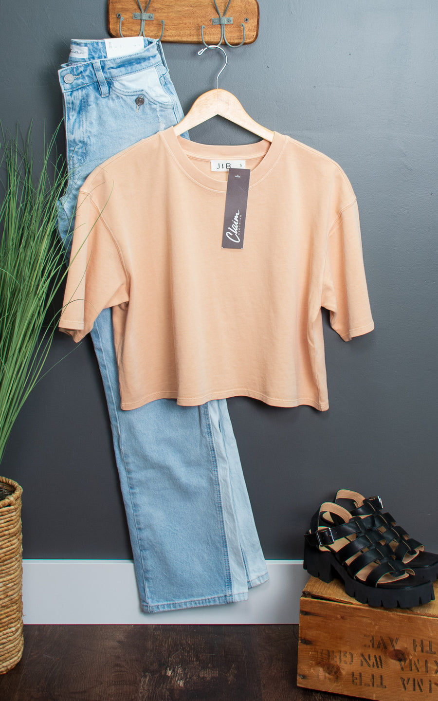 Cropped Boyfriend Tee