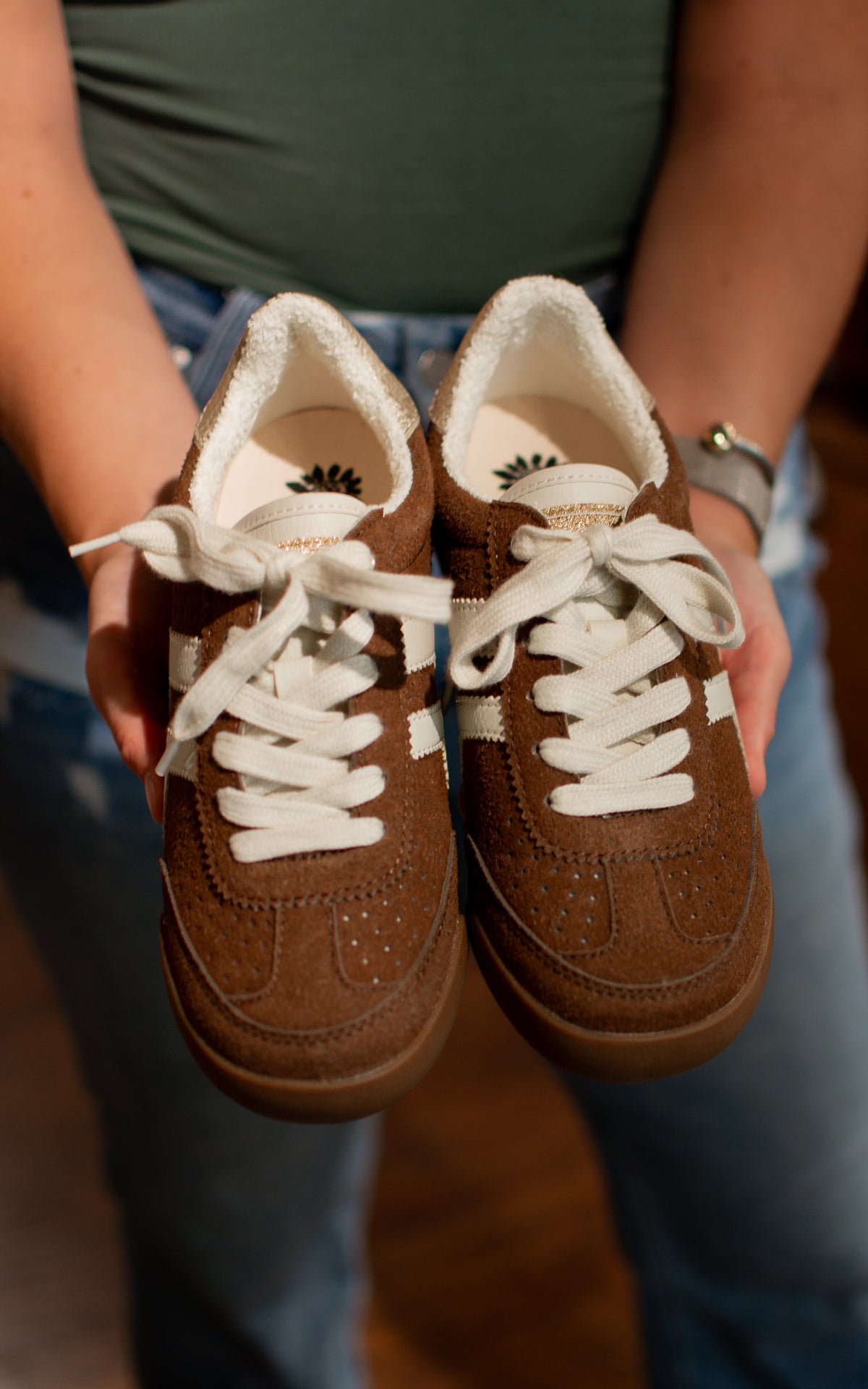 Neevan Sport Sneakers
