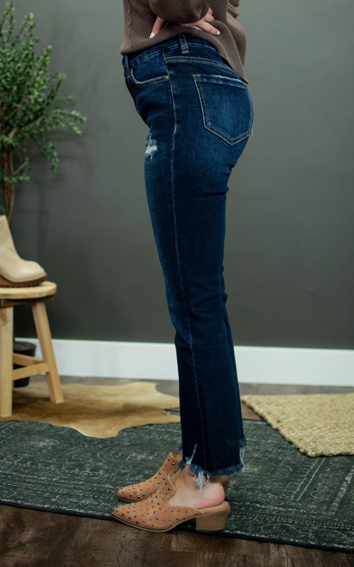 Night Fury Crop Flare Mica Jeans