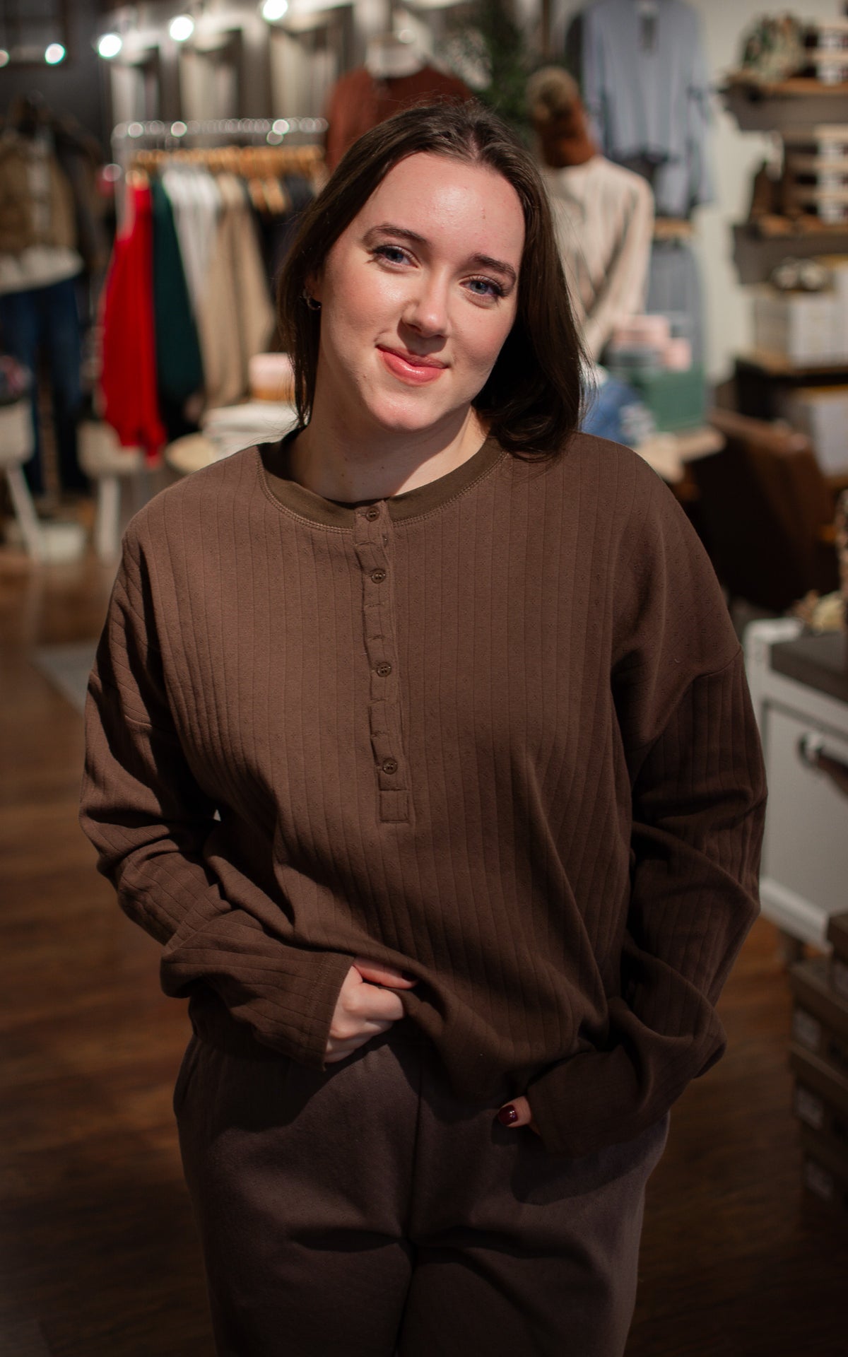 Button Eyelet Lounge Top